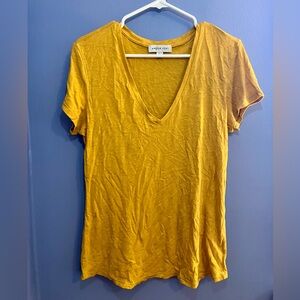Amour Vert Mustard Short Sleeve V-Neck Tee